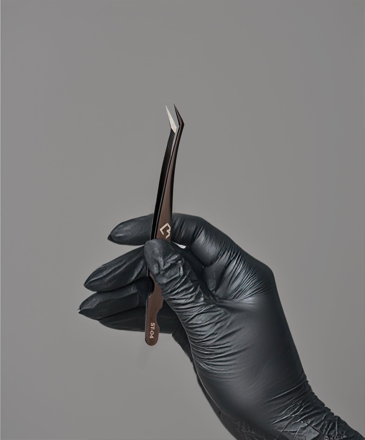 Volum L Lash Tweezers-Soft Tension FST04